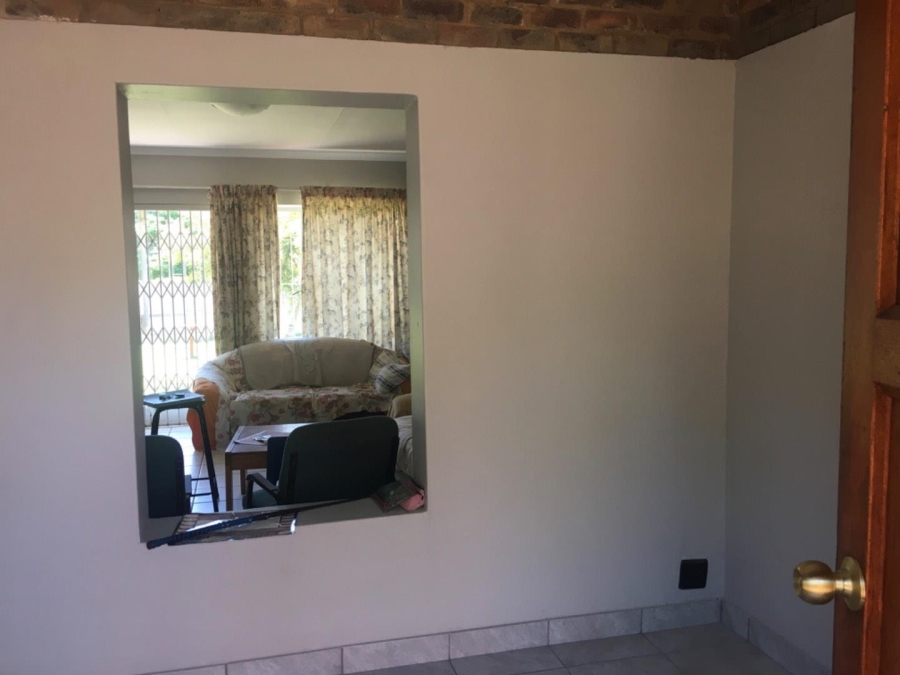 3 Bedroom Property for Sale in Rooihuiskraal Gauteng