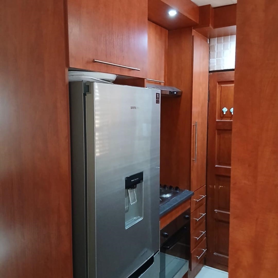 3 Bedroom Property for Sale in Clayville Gauteng