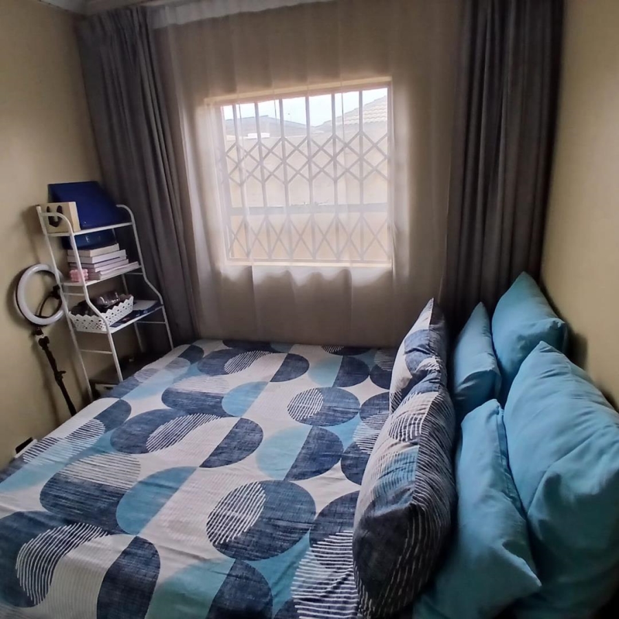 3 Bedroom Property for Sale in Clayville Gauteng