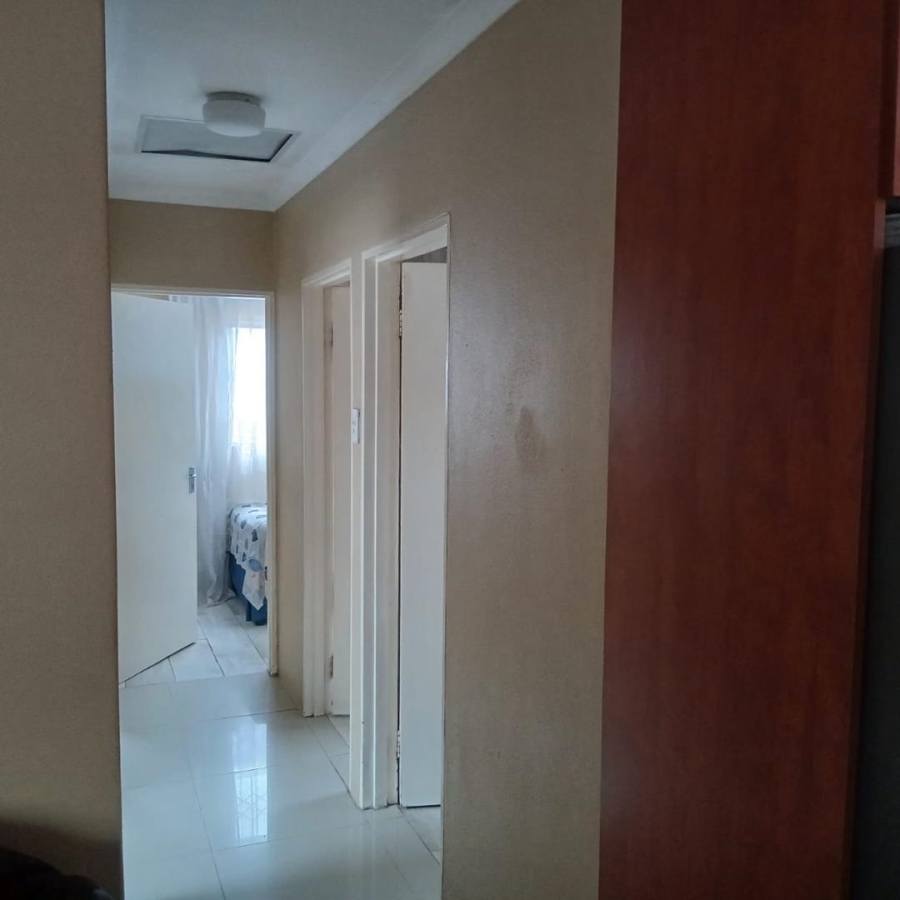 3 Bedroom Property for Sale in Clayville Gauteng