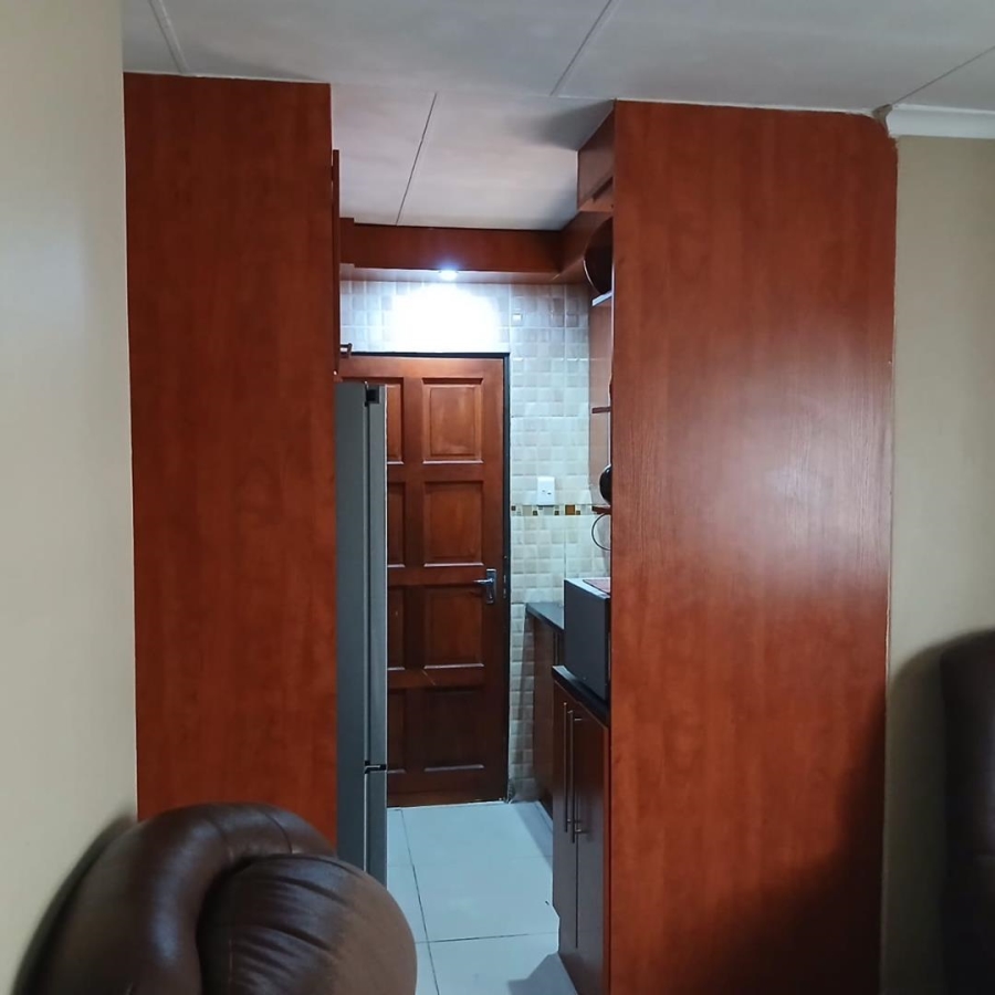 3 Bedroom Property for Sale in Clayville Gauteng