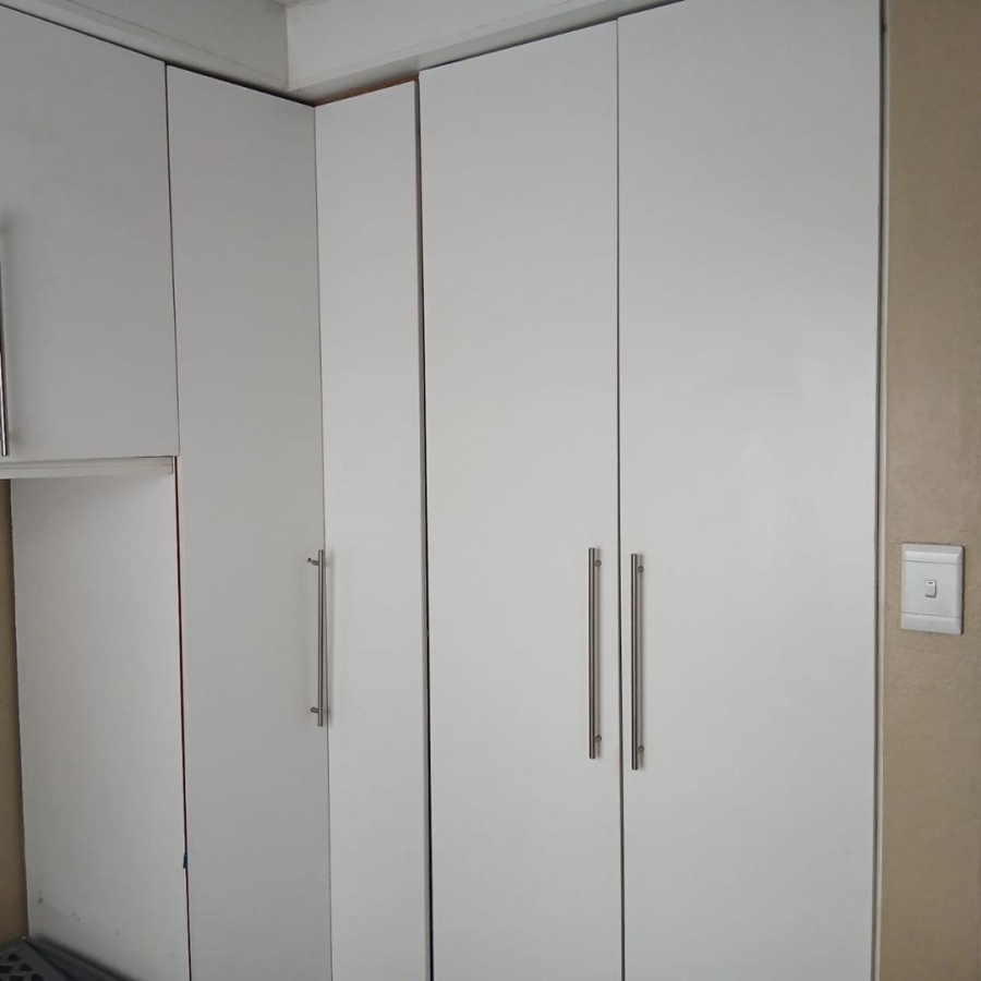 3 Bedroom Property for Sale in Clayville Gauteng