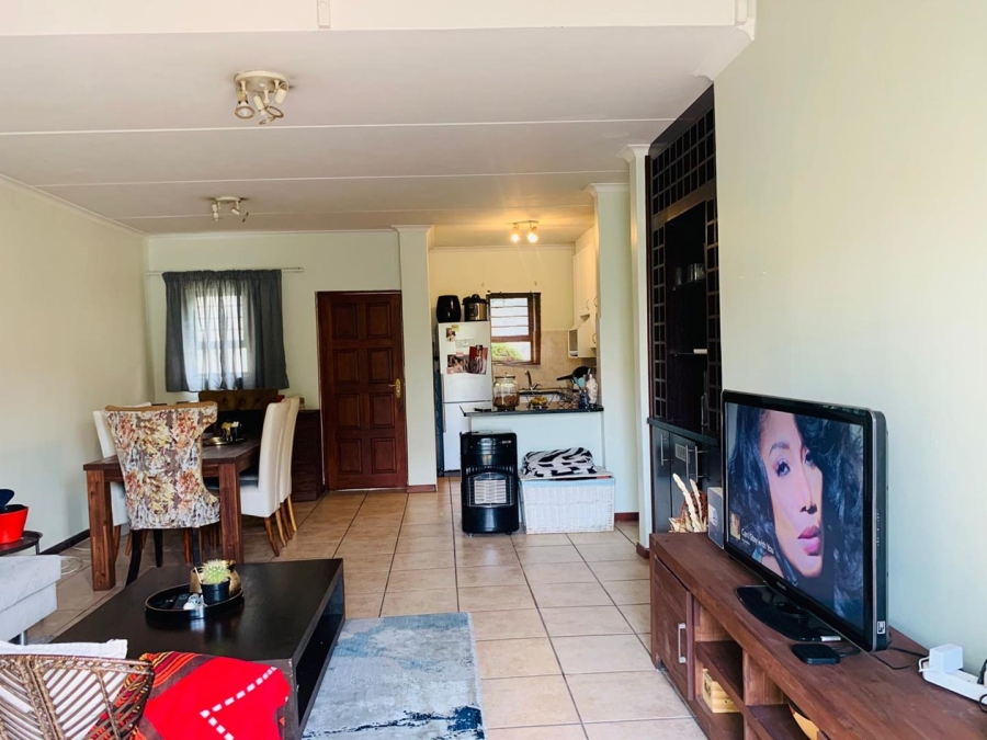 To Let 3 Bedroom Property for Rent in Broadacres Gauteng