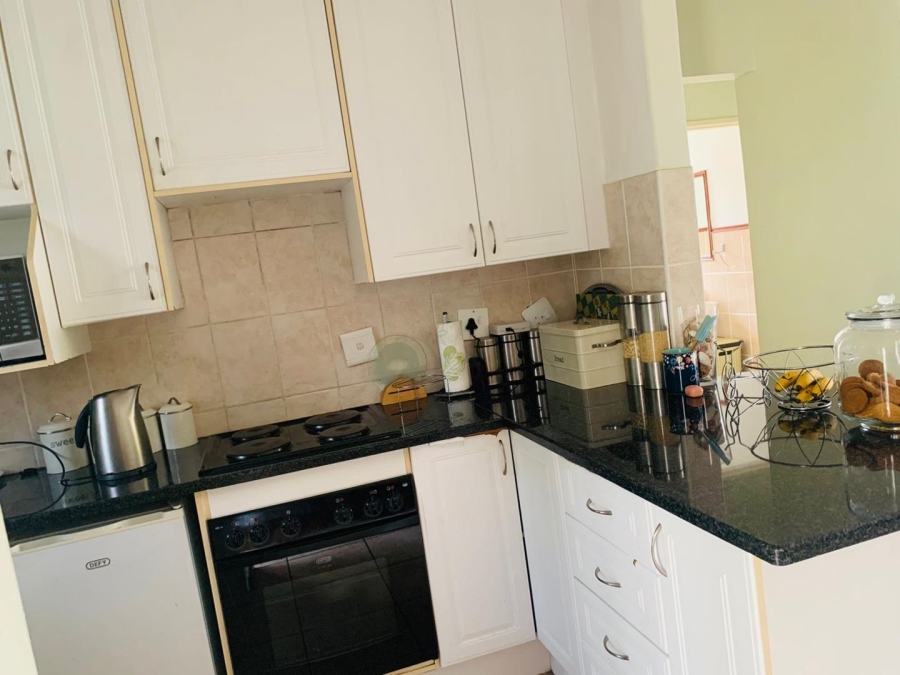 To Let 3 Bedroom Property for Rent in Broadacres Gauteng