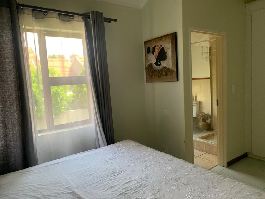 To Let 3 Bedroom Property for Rent in Broadacres Gauteng