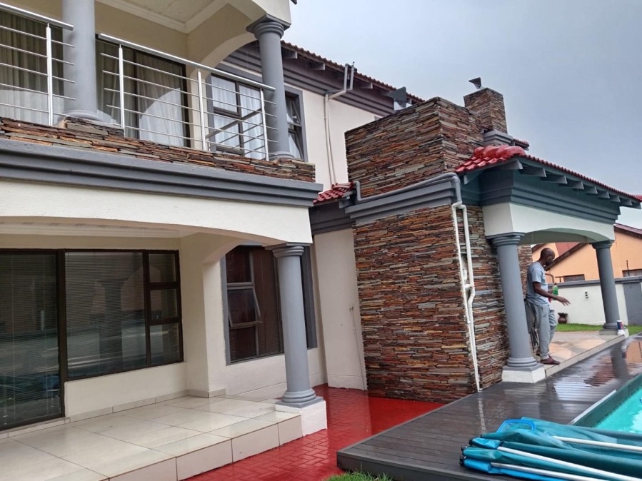 7 Bedroom Property for Sale in Chantelle Gauteng