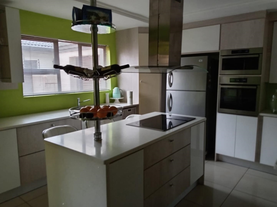 7 Bedroom Property for Sale in Chantelle Gauteng