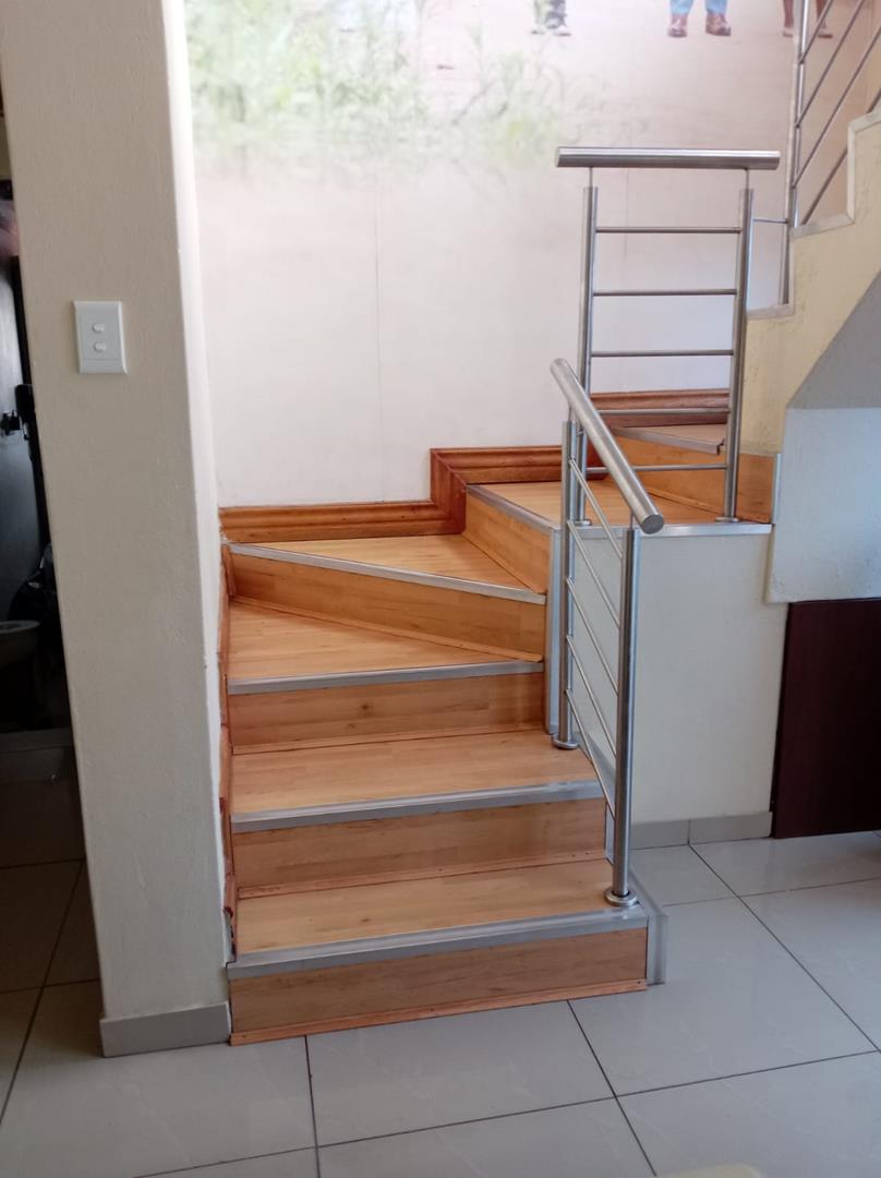 7 Bedroom Property for Sale in Chantelle Gauteng