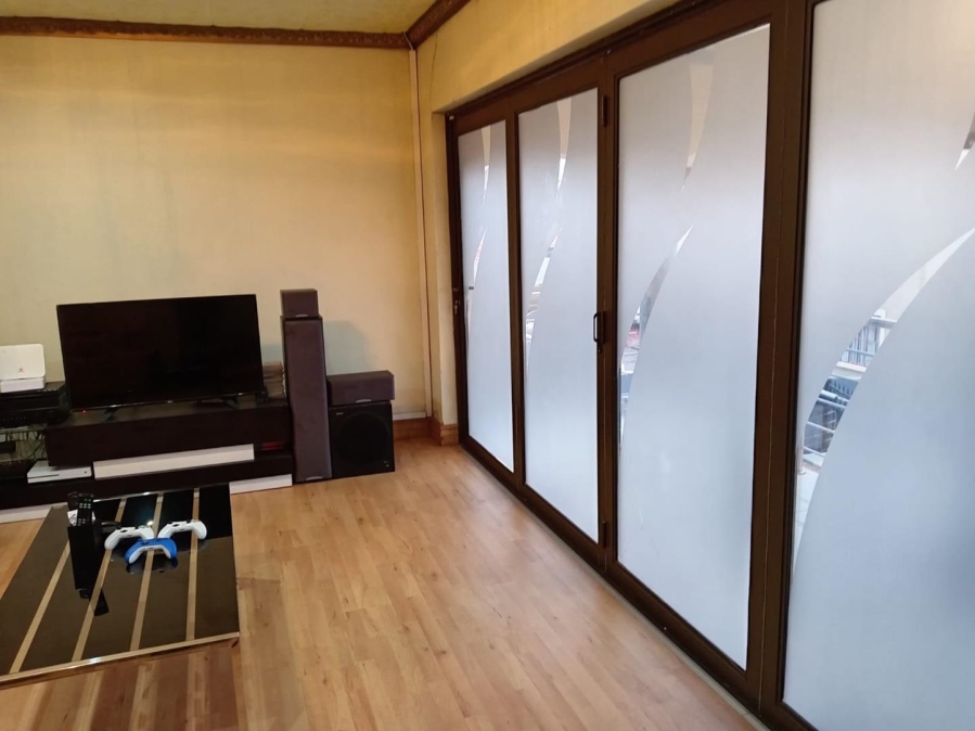 7 Bedroom Property for Sale in Chantelle Gauteng