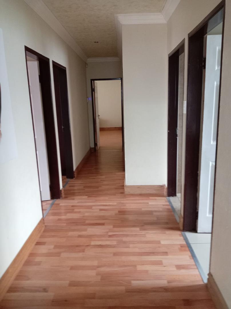 7 Bedroom Property for Sale in Chantelle Gauteng