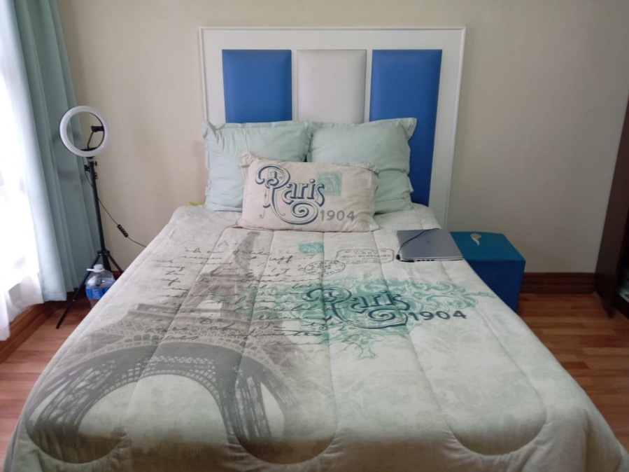 7 Bedroom Property for Sale in Chantelle Gauteng