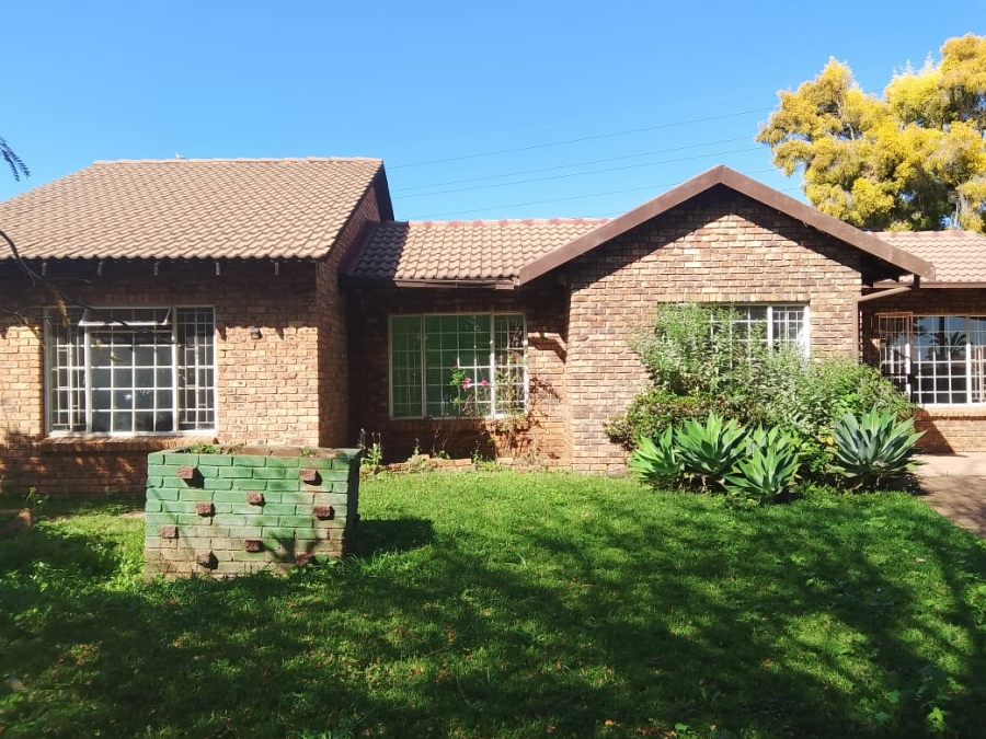 3 Bedroom Property for Sale in Chantelle Gauteng