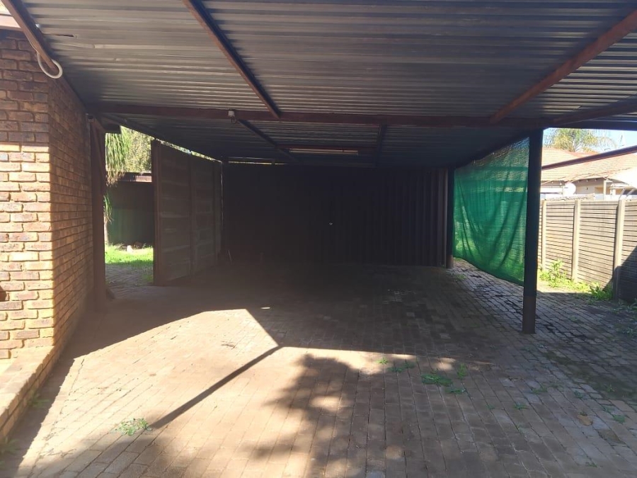 3 Bedroom Property for Sale in Chantelle Gauteng
