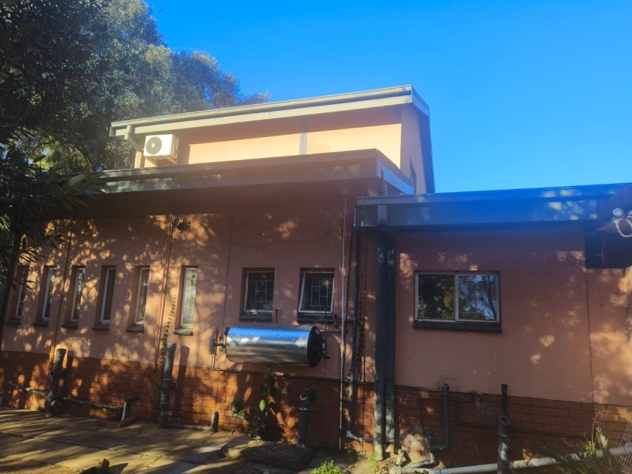 5 Bedroom Property for Sale in Kilner Park Gauteng