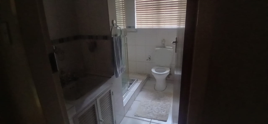 4 Bedroom Property for Sale in Constantia Park Gauteng