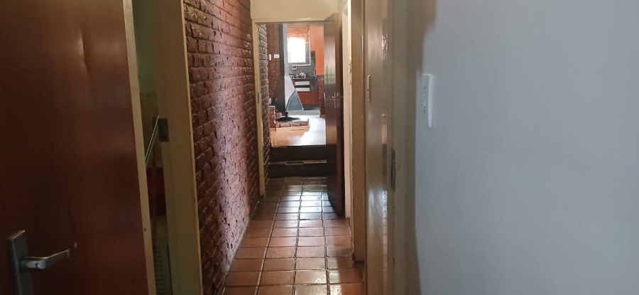 4 Bedroom Property for Sale in Constantia Park Gauteng