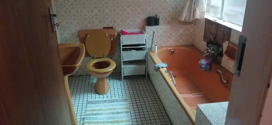 4 Bedroom Property for Sale in Constantia Park Gauteng