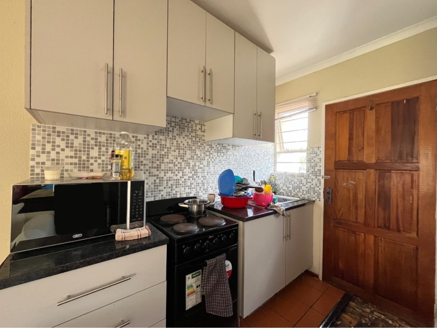 2 Bedroom Property for Sale in Rembrandt Park Gauteng