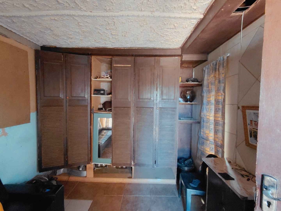 5 Bedroom Property for Sale in Stretford Gauteng