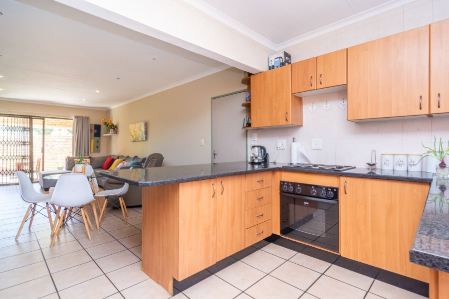 2 Bedroom Property for Sale in Ruimsig Gauteng
