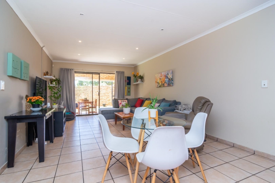 2 Bedroom Property for Sale in Ruimsig Gauteng