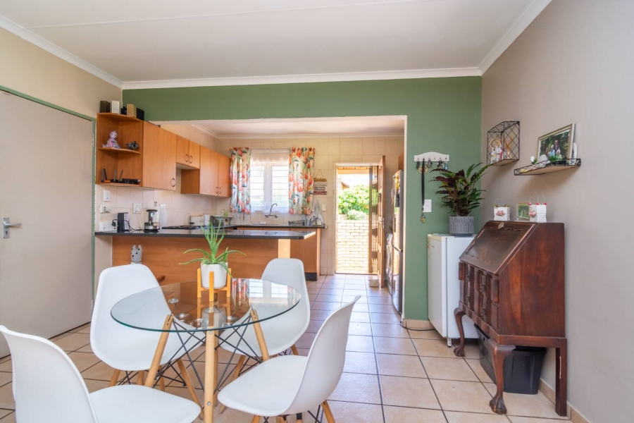 2 Bedroom Property for Sale in Ruimsig Gauteng