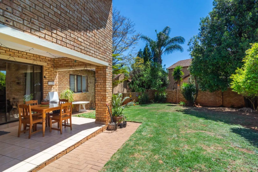 2 Bedroom Property for Sale in Ruimsig Gauteng