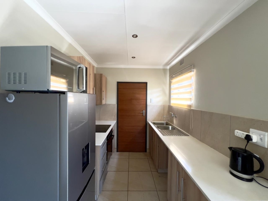 3 Bedroom Property for Sale in Alrode Gauteng