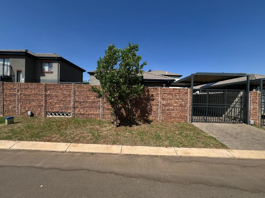 3 Bedroom Property for Sale in Alrode Gauteng