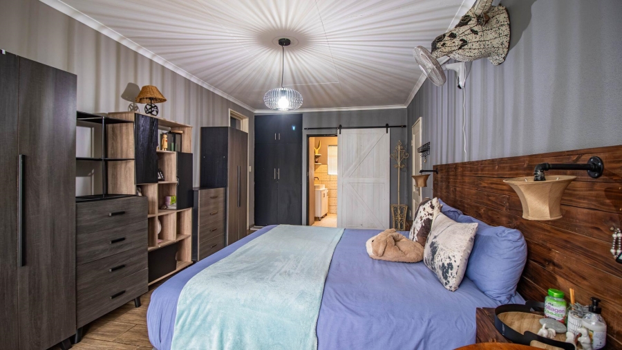 4 Bedroom Property for Sale in Verwoerdpark Gauteng