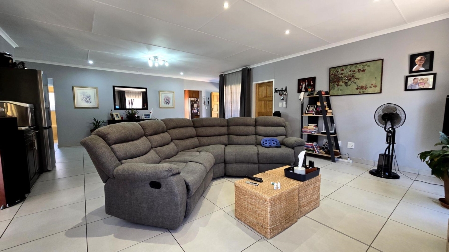 3 Bedroom Property for Sale in New Market Gauteng