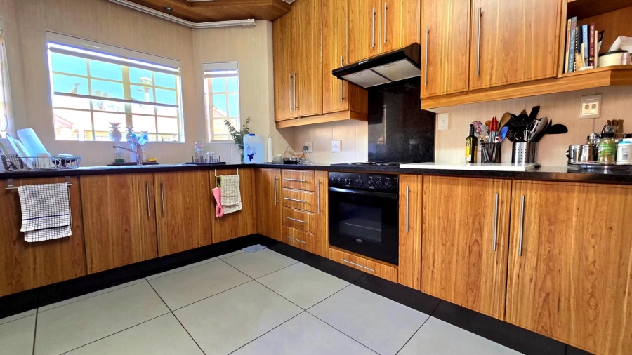 3 Bedroom Property for Sale in New Market Gauteng