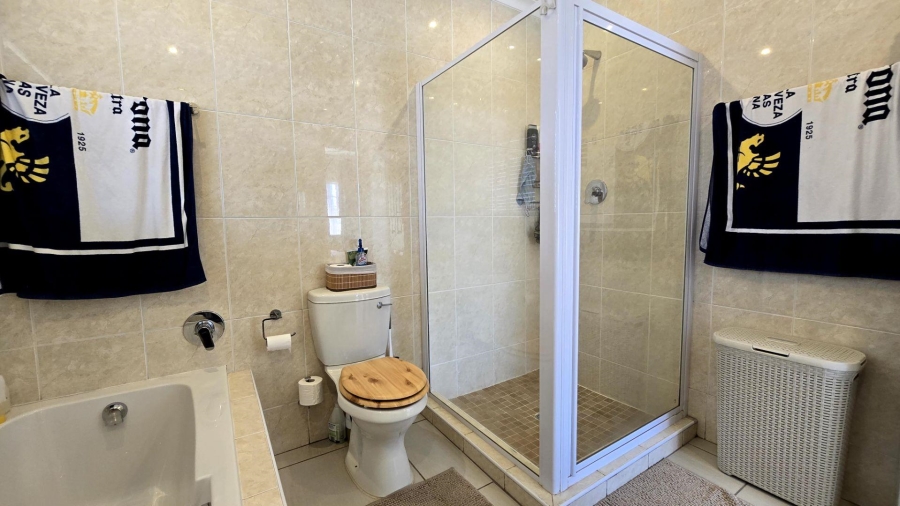 3 Bedroom Property for Sale in New Market Gauteng