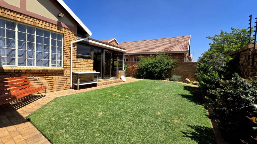 3 Bedroom Property for Sale in New Market Gauteng