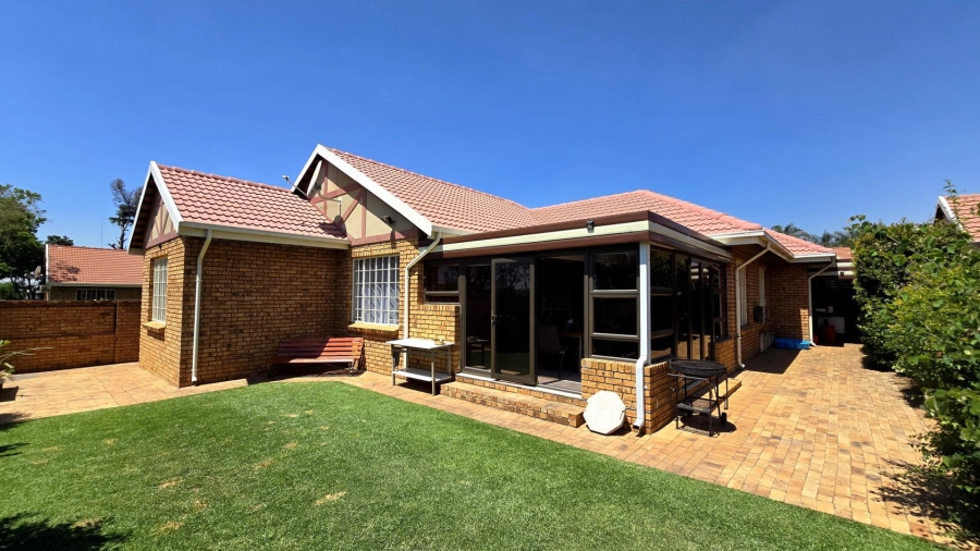 3 Bedroom Property for Sale in New Market Gauteng