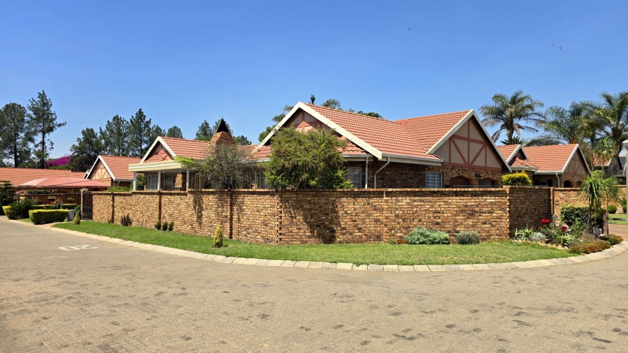 3 Bedroom Property for Sale in New Market Gauteng