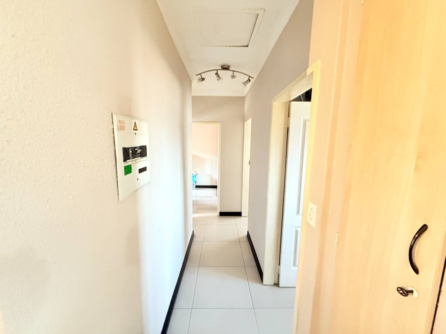 3 Bedroom Property for Sale in Glenvista Gauteng