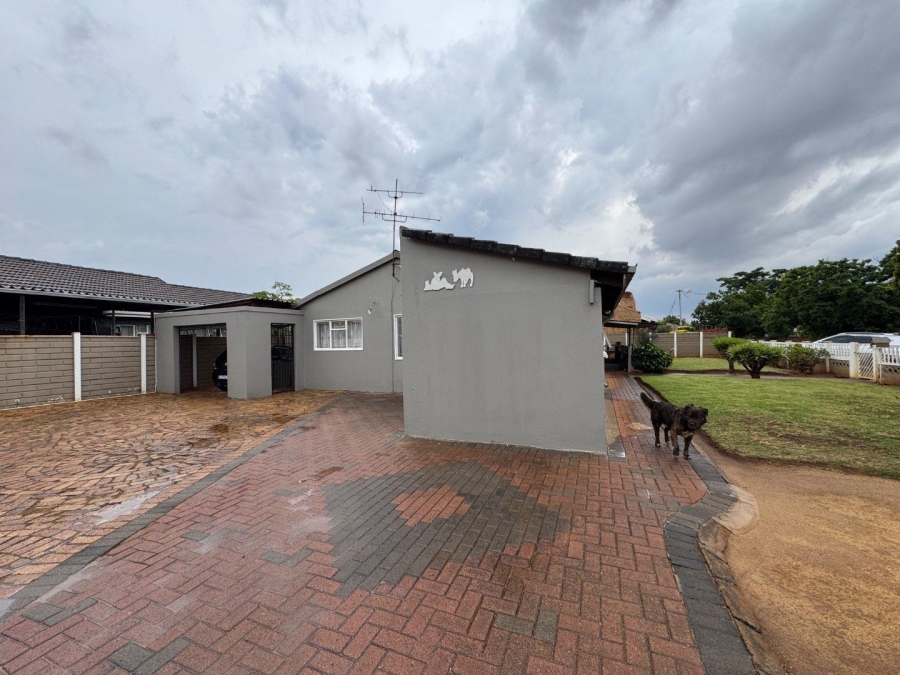 3 Bedroom Property for Sale in Ennerdale Gauteng