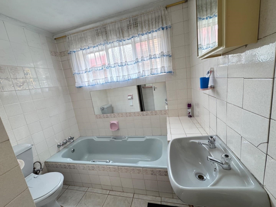 3 Bedroom Property for Sale in Ennerdale Gauteng