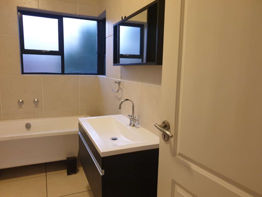 2 Bedroom Property for Sale in Glenvista Gauteng