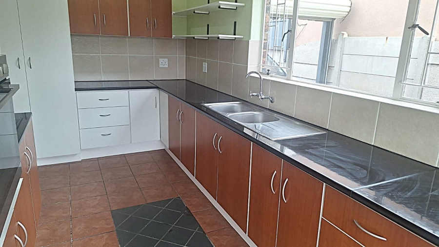3 Bedroom Property for Sale in Elandspark Gauteng