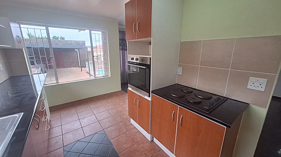 3 Bedroom Property for Sale in Elandspark Gauteng