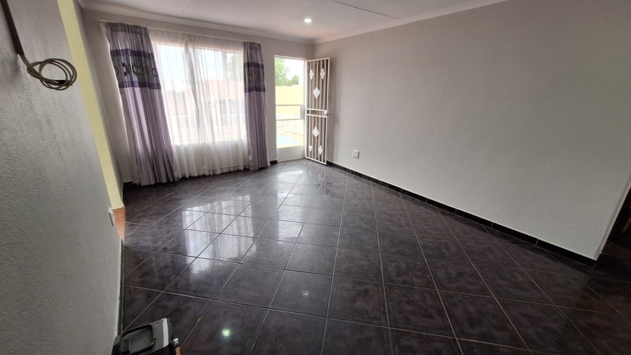 3 Bedroom Property for Sale in Elandspark Gauteng