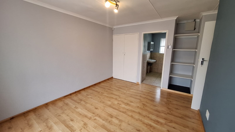 3 Bedroom Property for Sale in Elandspark Gauteng