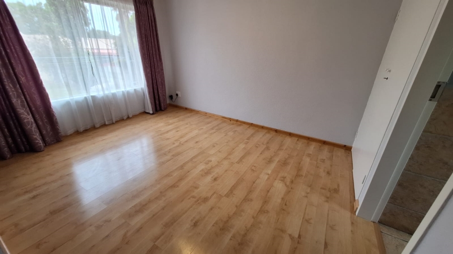 3 Bedroom Property for Sale in Elandspark Gauteng