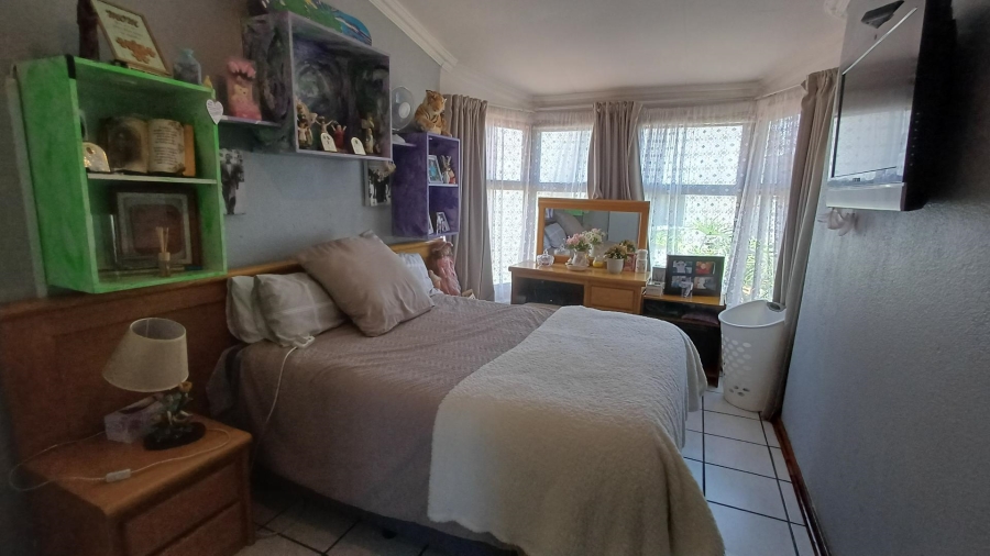 4 Bedroom Property for Sale in Suideroord Gauteng