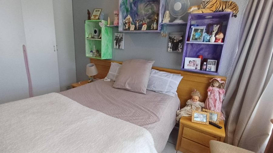 4 Bedroom Property for Sale in Suideroord Gauteng