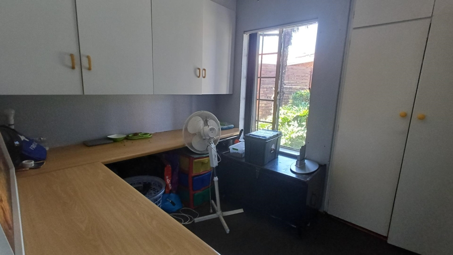 4 Bedroom Property for Sale in Suideroord Gauteng