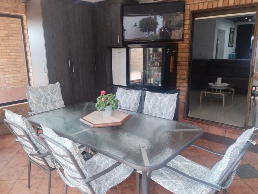 4 Bedroom Property for Sale in Meyersdal Gauteng