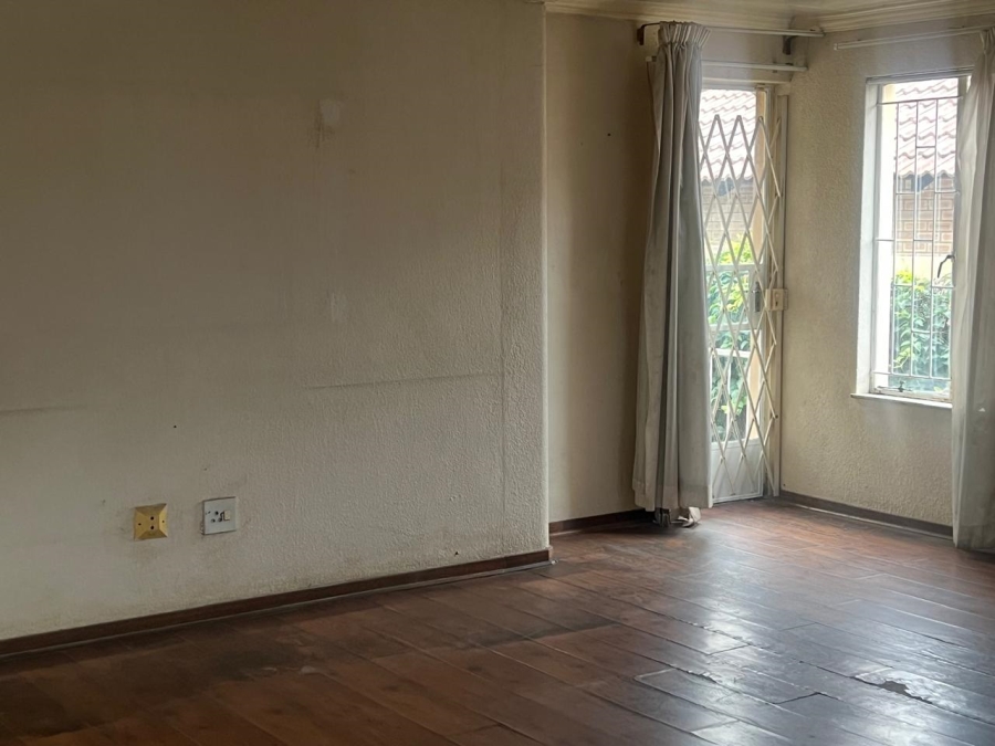 3 Bedroom Property for Sale in Tulisa Park Gauteng